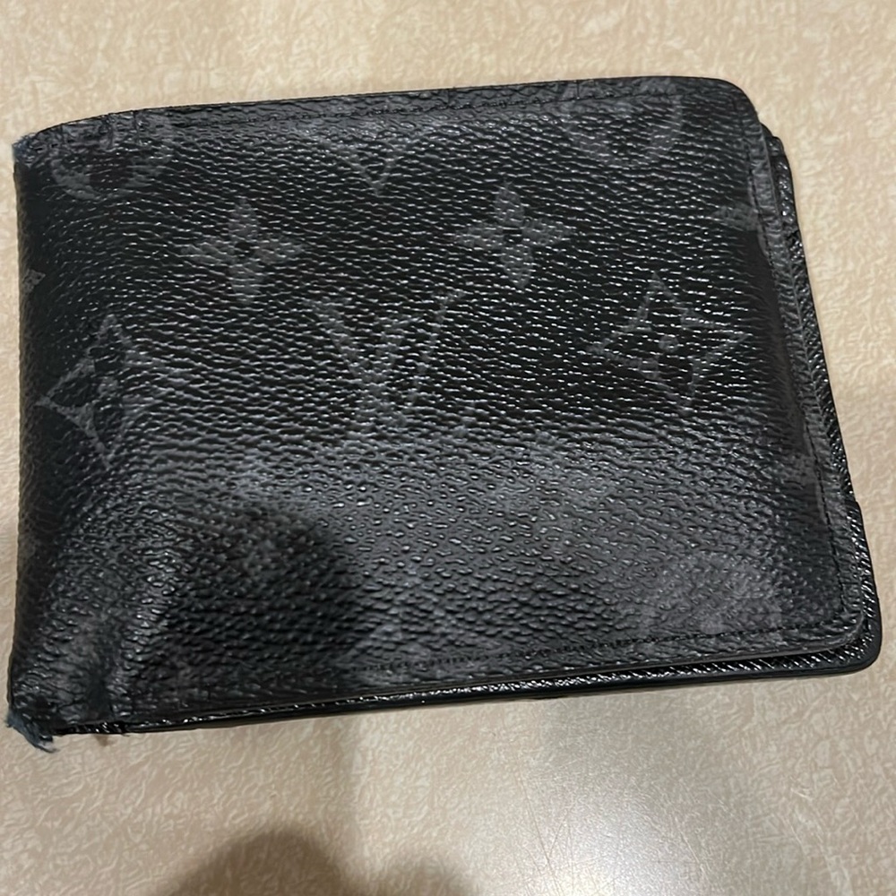 Louis Vuitton men’s wallet